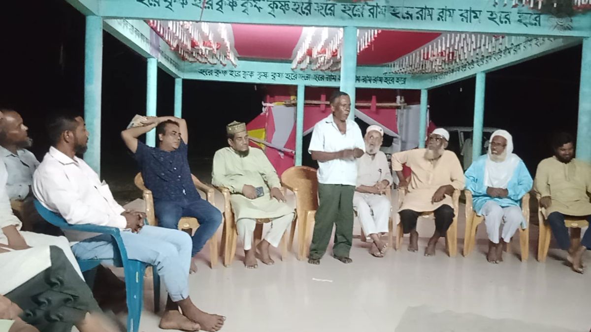 জামায়াতে যোগ দিল ৮০ হিন্দু পরিবার