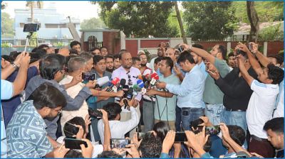 কমপ্লিট শাটডাউনে যাচ্ছেন রাবি শিক্ষক-কর্মচারীরা