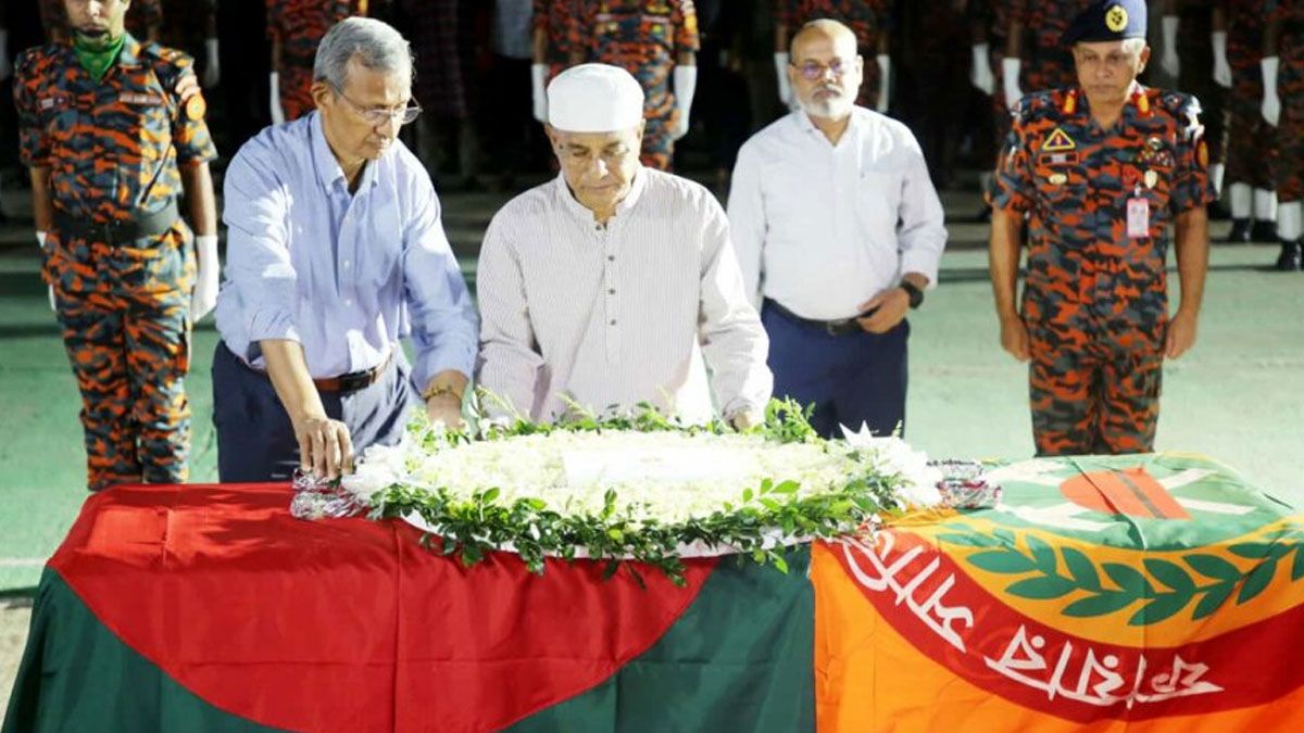 টঙ্গীতে অগ্নিকাণ্ড, ফায়ারফাইটার শামীমের জানাজা সম্পন্ন