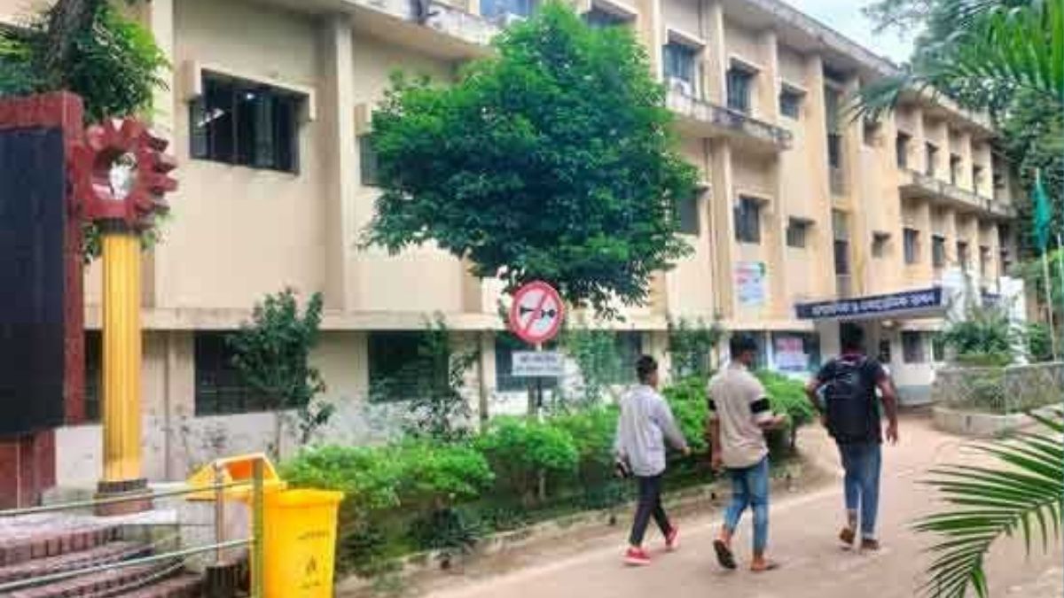 কুমিল্লা কারিগরি প্রশিক্ষণ কেন্দ্রে বেড়েছে দালালের দৌরাত্ম্য