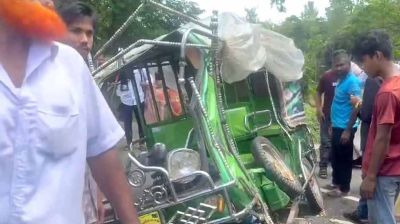 গোপালগঞ্জে বাস-ইজিবাইক সংঘর্ষে নিহত ৪
