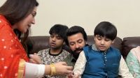 সবাইকে চমকে দিয়ে শাকিবের বাসায় অপু বিশ্বাস!