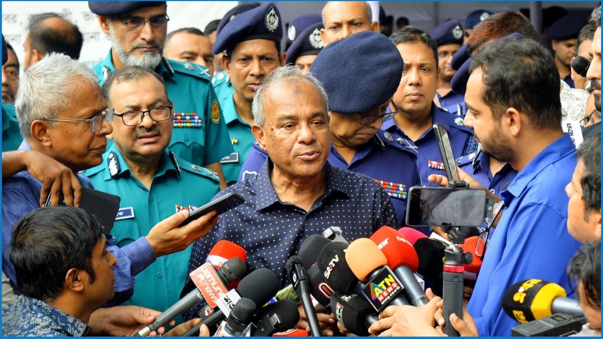 পতিত ফ্যাসিস্ট দল খাগড়াছড়িকে অস্থিতিশীল করার চেষ্টা করছে : স্বরাষ্ট্র উপদেষ্টা