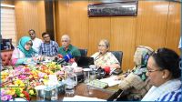 ২২ দিন মা ইলিশ ধরা ও বিক্রি নিষিদ্ধ