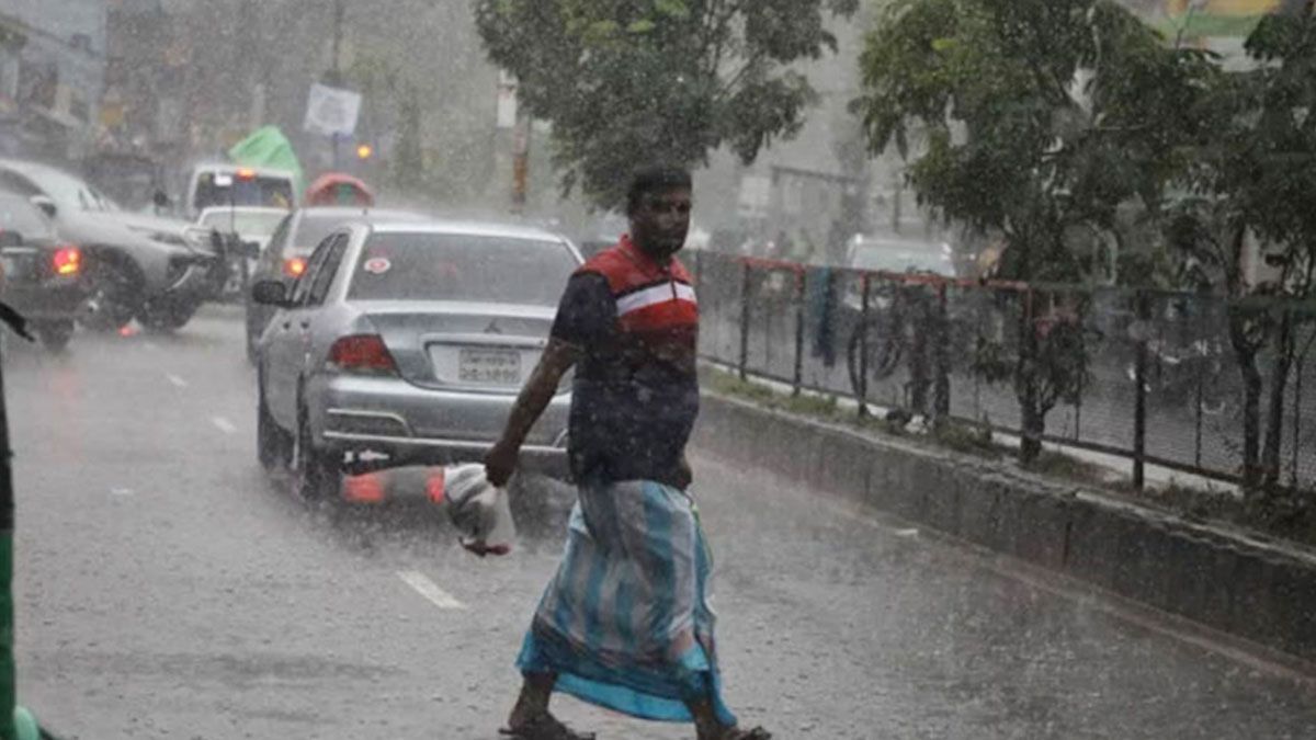 টানা গরমের পর রাজধানীতে স্বস্তি, লঘুচাপ নিয়ে নতুন বার্তা
