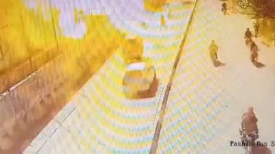 পাকিস্তানে এফসির সদর দপ্তরের কাছে বোমা বিস্ফোরণে নিহত ১০