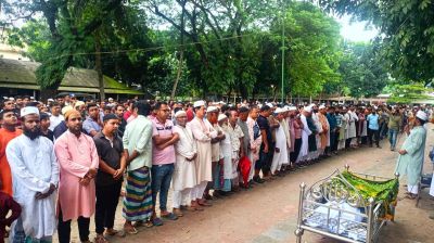 অস্বচ্ছল পরিবারের ভরসা রাজিব, সড়ক দুর্ঘটনায় শেষ হলো স্বপ্নযাত্রা