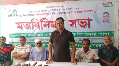 কয়রায় সাংবাদিকদের সাথে জেলা বিএনপি নেতার মতবিনিময়