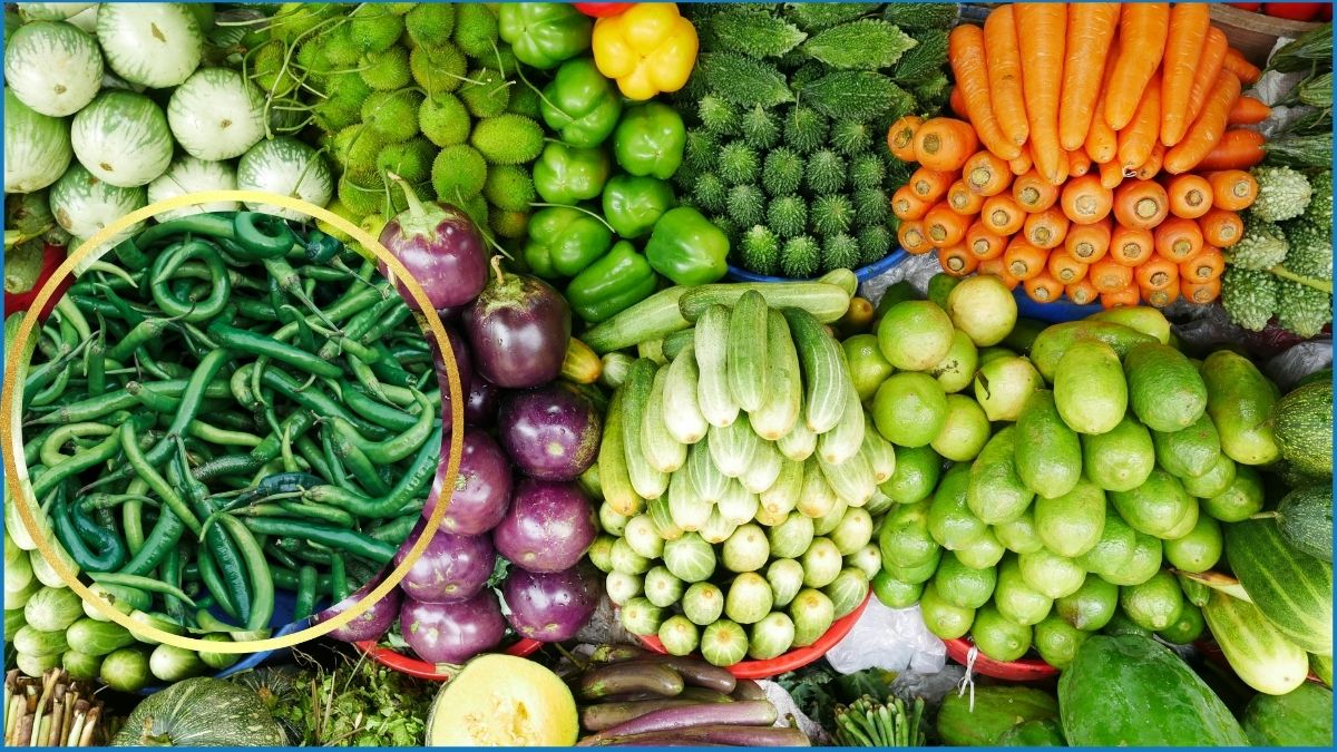 মরিচের কেজি ৩৫০, সবজির দামে উত্তাপ