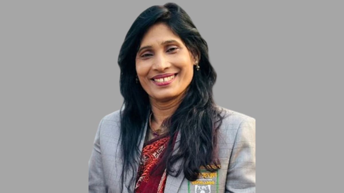 বৈষম্যবিরোধী আন্দোলনের আসামি আফরোজা স্থায়ী চাকরিচ্যুত, ফেরত দিতে হবে বেতন-ভাতা