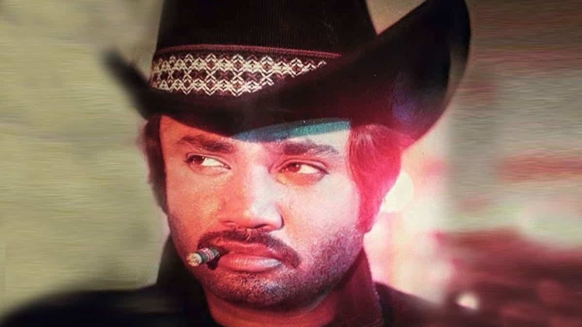 ২৬ বছর আগে একদিন বৃষ্টি নেমেছিল আমাদের মফস্বল শহরে