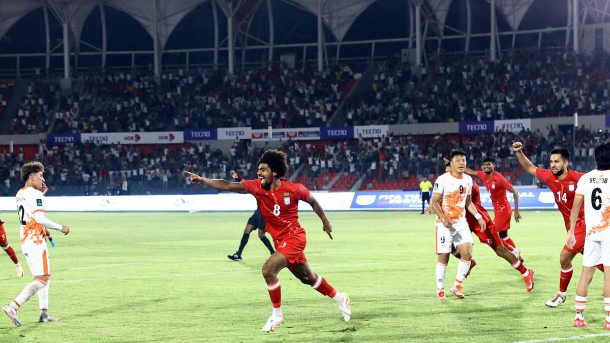হামজার ফ্রি কিকে ১৩ মিনিটেই এগিয়ে গেলো বাংলাদেশ