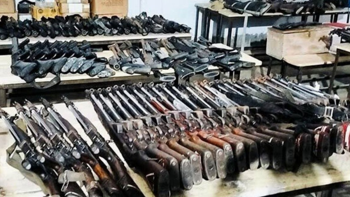 সাত রুটে অস্ত্র ঢুকছে দেশে