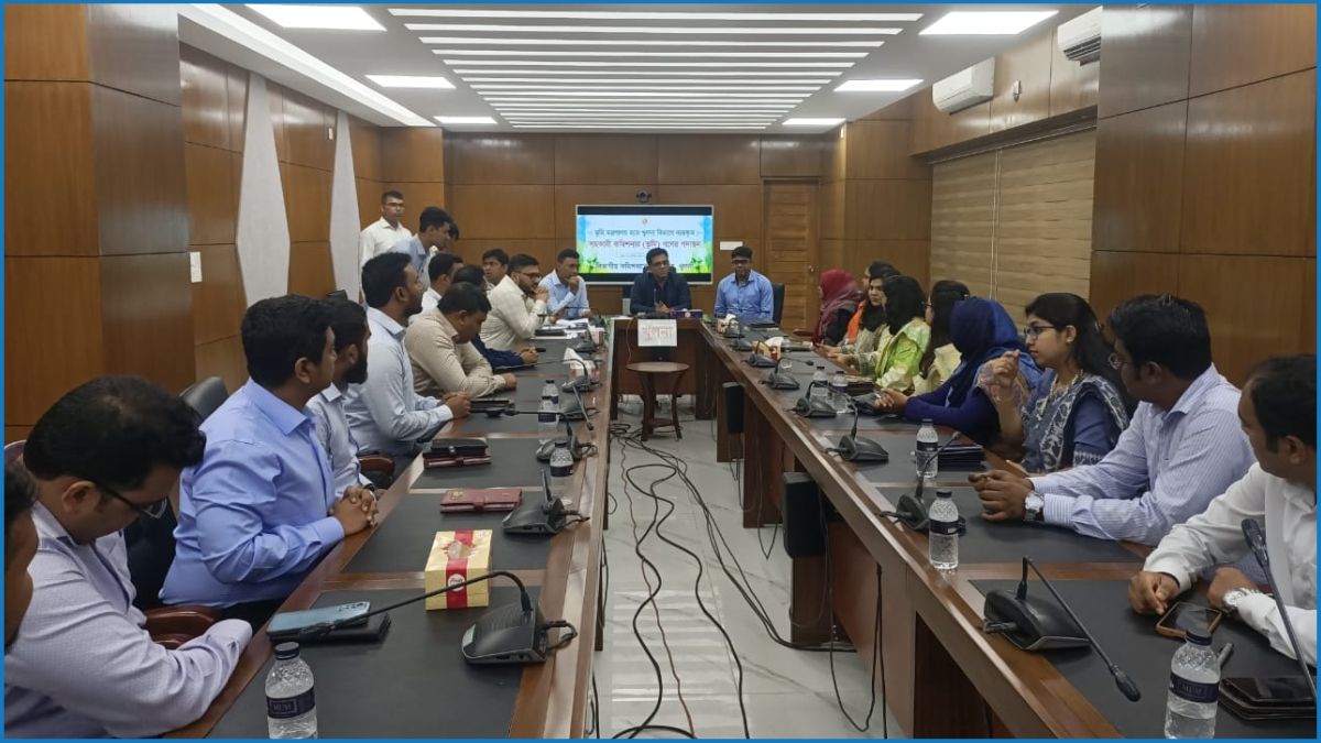 খুলনায় লটারির মাধ্যমে ১৫ জন এসিল্যান্ডের পদায়ন