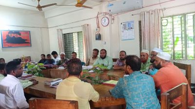 শ্রীপুরে শিক্ষক-কর্মচারীদের কর্মবিরতি