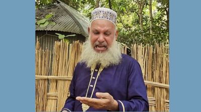 ফেসবুক লাইভে মাদ্রাসা সুপারের আর্তনাদ, নদীভাঙন রোধে স্থায়ী বাঁধের দাবি