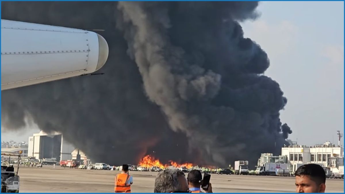 শাহজালাল বিমানবন্দরে ভয়াবহ আগুন, নিয়ন্ত্রণে ৩২ ইউনিট