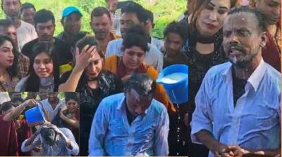 দুধ দিয়ে গোসল করে স্ত্রী রিয়া মনিকে তালাক দিলেন হিরো আলম