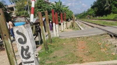 সীতাকুণ্ডে ট্রেনের ধাক্কায় অজ্ঞাত ব্যক্তির মৃত্যু