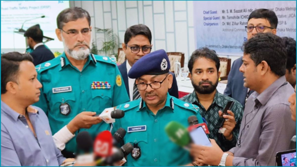 সোশ্যাল মিডিয়ায় মিছিলের ভিডিও, বাস্তবে তেমন কিছু নয় : ডিএমপি কমিশনার