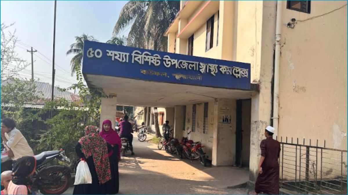 বাউফলে ট্রলির ধাক্কায় সেনা সদস্যসহ আহত ৩