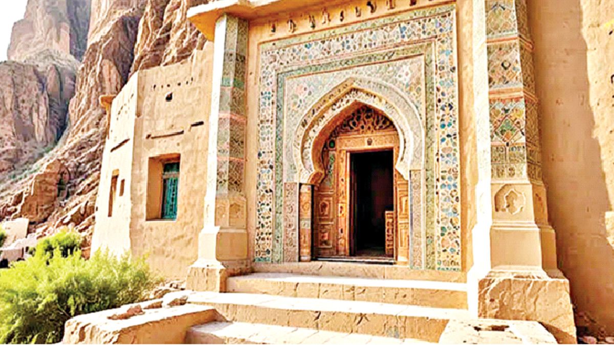 ইসলামের প্রথম কওমি মাদরাসা