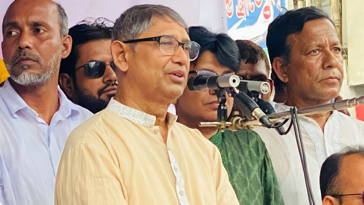 নির্বাচন ঠেকাতে দেশি-বিদেশি ষড়যন্ত্র চলছে : আযম খান