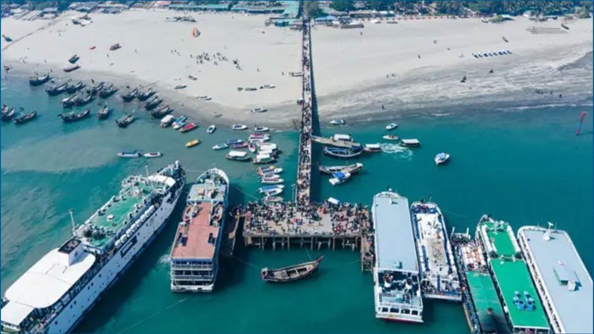 খুলল সেন্টমার্টিন, প্রথম দিনে ছাড়েনি জাহাজ