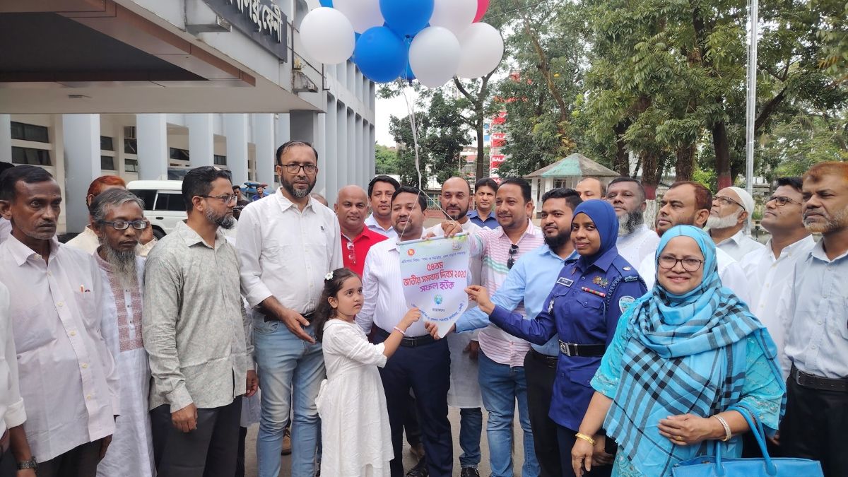 ফেনীতে নারী উন্নয়নে ৩২ লাখ টাকার ঋণ বিতরণ