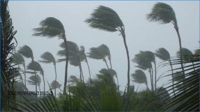 রাতে ১০ জেলায় ঝড়ের আশঙ্কা