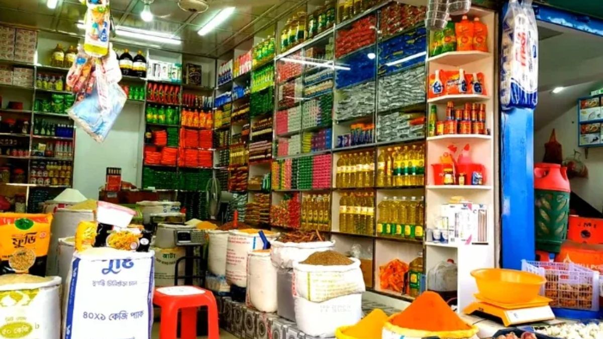 পাইকারি বাজারে কমছে ভোগ্যপণ্যের দাম, খুচরায় মিলছে না সুফল