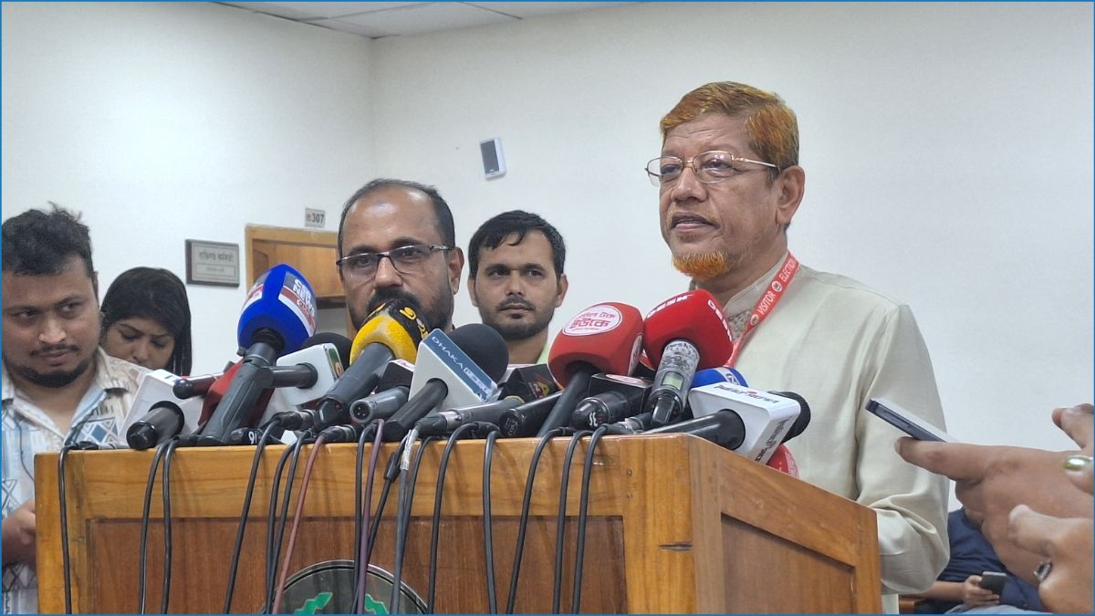 জাপা ফ্যাসিস্ট সরকারের দোসর, আলোচনার সুযোগ নেই : আযাদ