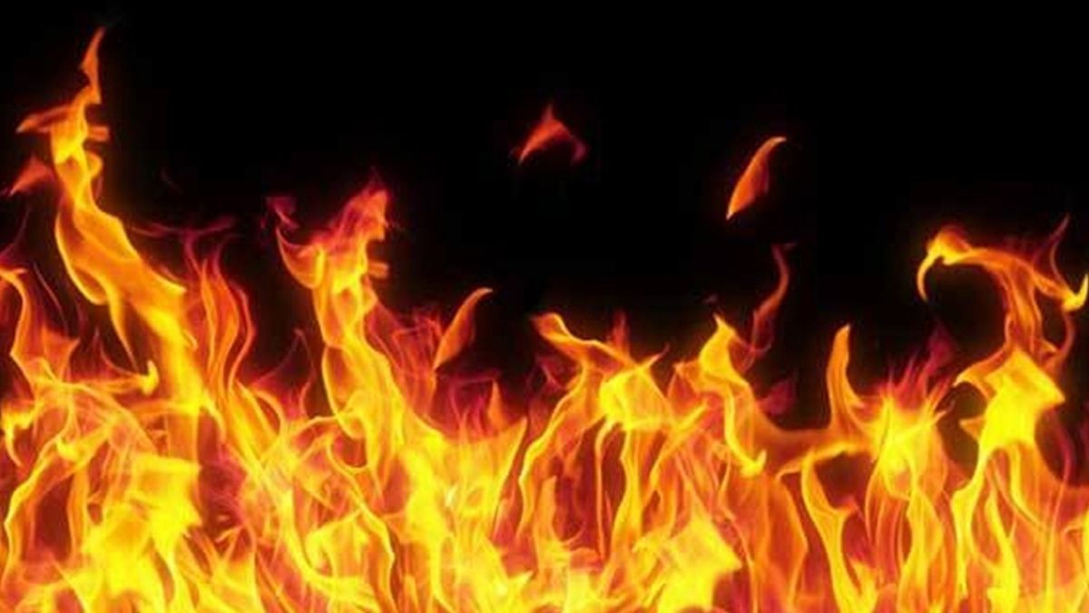 রূপপুর পারমাণবিক প্রকল্পে কাঠের স্তূপে আগুন