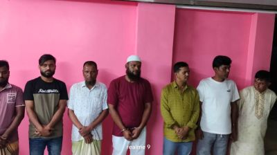 শ্রীপুরে যৌথবাহিনীর অভিযানে স্বতন্ত্র প্রার্থীসহ গ্রেপ্তার ৭