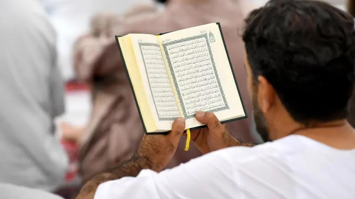 কুরআন মাজীদ সংরক্ষণে যত্নবান হওয়ার নির্দেশ