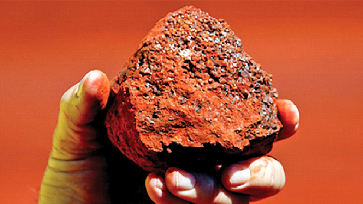 আকরিক লোহার দাম  কমেছে বিশ্ববাজারে