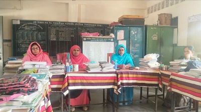 ৩ দফা দাবিতে নওগাঁয় প্রাথমিক শিক্ষকদের কর্মবিরতি শুরু