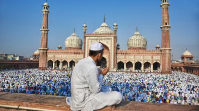 ঈমান আনলে এবং সৎকর্ম করলে চিরস্থায়ী শান্তি মিলবে