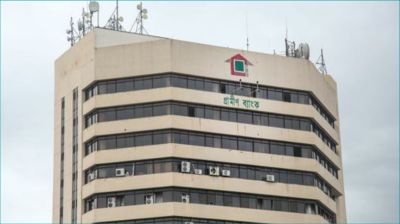 গ্রামীণ ব্যাংকের প্রধান কার্যালয়ের সামনে ককটেল বিস্ফোরণ