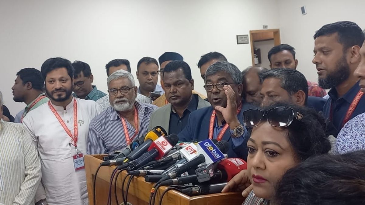 বাগেরহাটের আসন নিয়ে আদালতের রায় বাস্তবায়নের দাবি