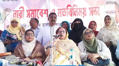 ঠাকুরগাঁওয়ে নারী সমাবেশে ভোট চাইলেন ফখরুল পত্নী