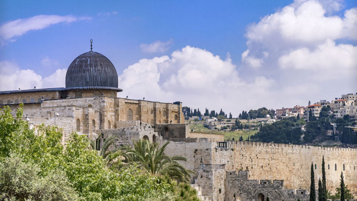 দোযখে মুনাফেক ও কাফেরদের একসাথে সমবেত করা হবে