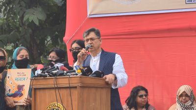 কাদের বিরুদ্ধে নারী নির্যাতনের অভিযোগ তুললেন সালাউদ্দিন?