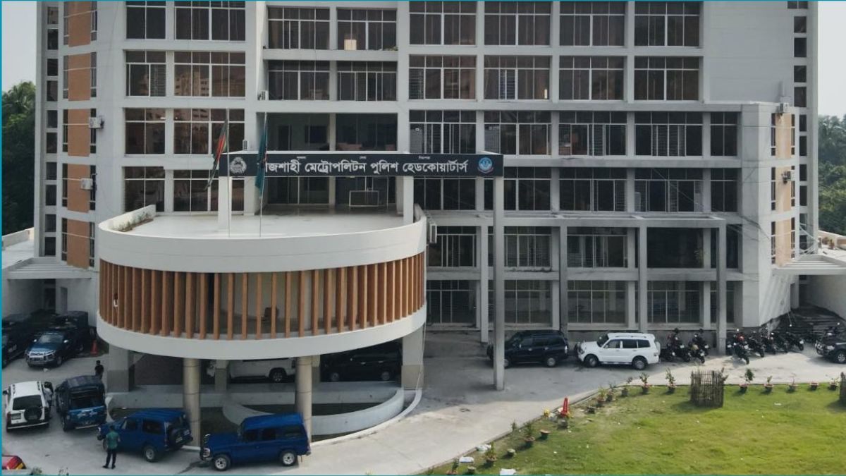 গ্রেপ্তার আসামি গণমাধ্যমে বক্তব্য দেওয়ায় পুলিশ কমিশনারকে শোকজ