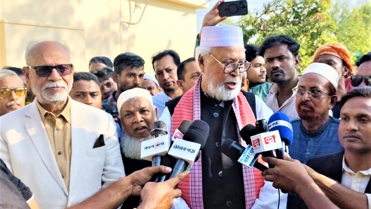 আমি নারী প্রেম করিনি, বঙ্গবন্ধুকে ভালবেসেছি : কাদের সিদ্দিকী