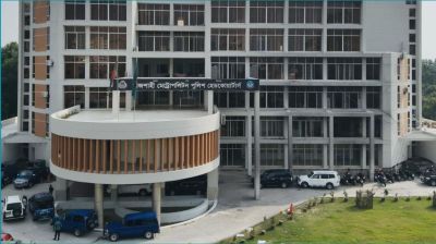 গ্রেপ্তার আসামি গণমাধ্যমে বক্তব্য দেওয়ায় পুলিশ কমিশনারকে শোকজ