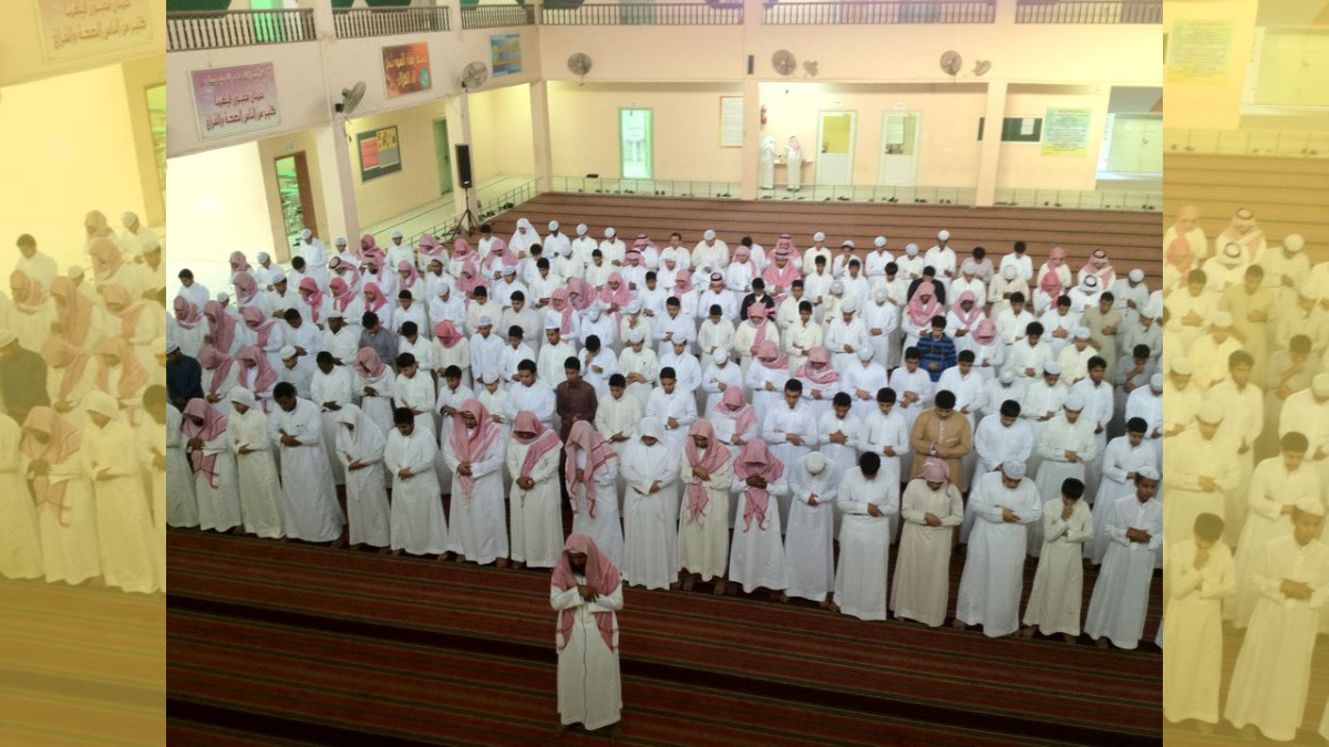 নামাজে ধীরস্থিরতার সাথে কিরআত পড়ো