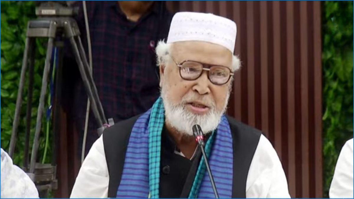 সরকার রাজনীতিকে ভয়াবহভাবে বিভক্ত করে ফেলেছে : কাদের সিদ্দিকী