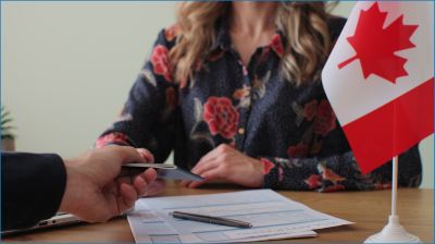 কানাডায় ইমিগ্রেশন ব্যবস্থায় পরিবর্তন, চ্যালেঞ্জের মুখে অভিবাসীরা