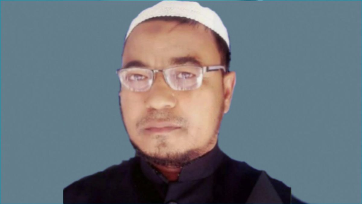 নওগাঁয় উপজেলা আওয়ামী লীগের সভাপতি গ্রেপ্তার